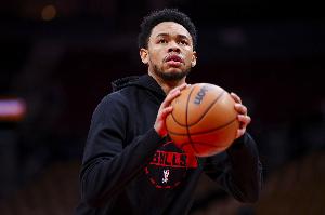 你是主控！安芬尼·西蒙斯半场9中4&三分7中3砍下13分2板