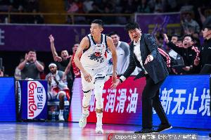 邱彪:在外援状态不佳时 陈林坚在关键时刻有始终如一的出色发挥