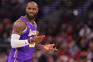 詹姆斯:人的球商不是高就是低 虽听起来疯狂但我1英里外就能辨别