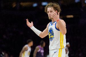 场均11.8分4.6板！今天勇士客战湖人 波杰升级为出战比赛