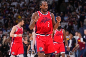 键盘侠|送走哈登&祖巴茨让伦纳德太伤心!快船现在更年轻更有天赋