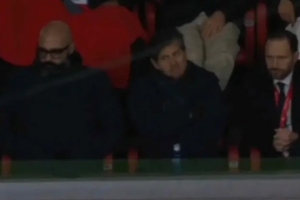 马卡：马竞总监不解卢克曼为何被换下，做出一个惊讶和意外的表情