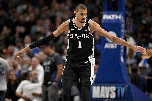 轻轻松松！文班亚马14中6拿下 16分11板1助3帽