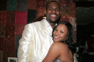 萨瓦娜：夜店是我最喜欢的娱乐项目之一 尤其是休斯敦和亚特兰大