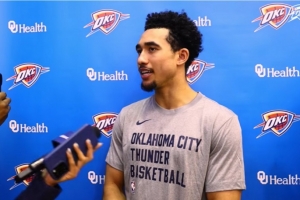 麦凯恩：我完全没想到自己会被交易 我还在努力适应这一切