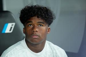 恩德里克是里昂近2个月来首位染红球员，上次是奈尔斯