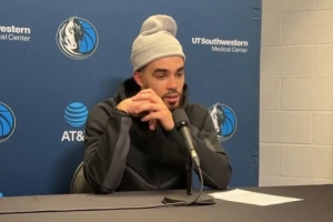 泰厄斯·琼斯:接到交易电话总会有些震惊感 最难的是和孩子解释