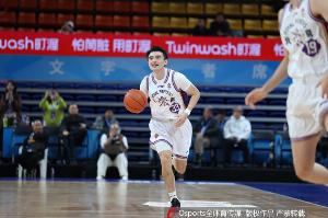 打得可以了！罗汉琛9中6拿到15分2板5助2断