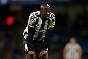 电讯报：5500万镑维萨17场3球压力巨大+备受批评，周末迎自证之战