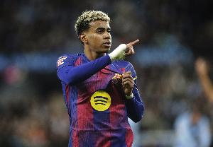 盘带高手，亚马尔是本赛季五大联赛首位完成100次成功过人的球员