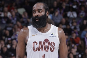 队记：哈登的扳平三分太不可思议了 现在都不敢相信竟然不是3+1