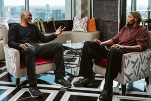 杜兰特：奥拉朱旺的优雅激励了我的生涯 我的家人是他的忠实粉丝