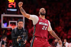 鲍威尔：我一直觉得就算没入选全明星 我在联盟赢得的尊重更重要