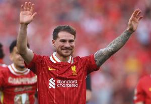 TA解析麦卡状态下滑：近4年几乎没休息过，和新援之间仍需磨合