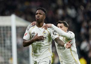 萨哈：曼联有望挖角维尼修斯，前提是卡里克转正