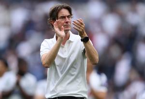 8轮不胜+仅高降级区5分！官方：热刺主帅弗兰克下课，带队仅8个月