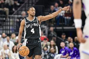 巴恩斯:若福克斯卡斯尔连被考察替补进全明星机会都没有 不公平