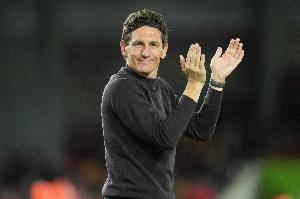 赢麻了！小蜜蜂拿1000万赔偿金放走弗兰克，现排第7&与利物浦同分