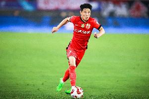 东体：武磊、王燊超、蒋光太未随海港出征，刘祝润将获更多机会