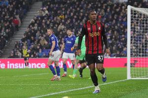 暴走！19岁拉扬3轮2球1助伯恩茅斯豪取7分，樱桃仅花2850万赚麻了