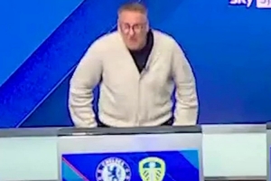 默森谈帕尔默错失机会:距离球门只有两码,不敢相信这一幕