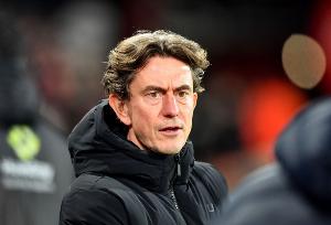 1-2不敌纽卡!弗兰克:对未能取胜感到沮丧,我理解球迷的嘘声