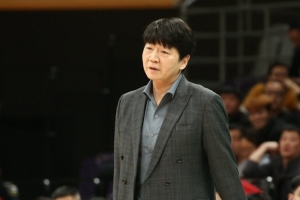 邱彪：对新援琼斯的表现满意 但俱乐部杯的强度和联赛还是不同的