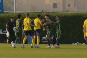 比赛终止！刘浩帆遭对手报复动作，浙江与罗斯托夫爆发大规模冲突