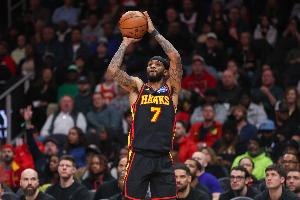 铁麻了！亚历山大-沃克13中2仅拿10分3板4助1断2帽