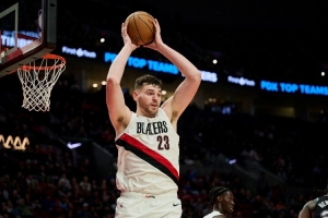 克林根生涯前两个赛季已砍1000分1000板 自老萨博尼斯后队史首人