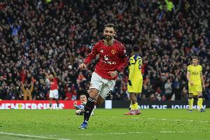 前曼联助教：如果皇马或巴萨来挖角，B费可能会认真考虑