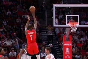 你也开始发力！杜兰特抛投&急停中投2+1&两罚 连砍7分追到差2分