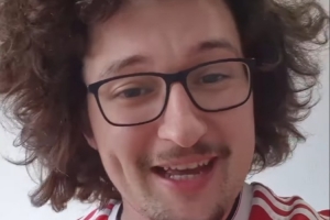 功亏一篑！曼联蓄发哥谈是否理发：投入太多，现在放弃为时过早