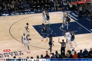 解说：兰德尔今天无人能挡 结果杨瀚森手一搭就倒地 刚柔并济？