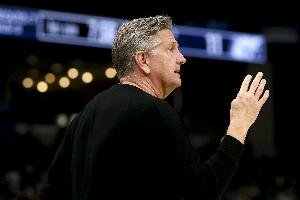 芬奇谈全明星前两连胜：这才是我们需要的表现 关键在于稳定性