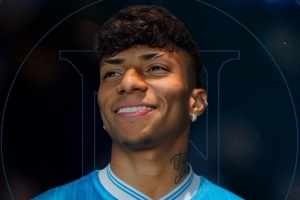 那不勒斯新援桑托斯：这里和葡体很像+意甲强度高 孔蒂很出色