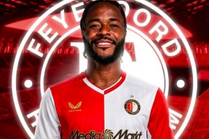 加盟费耶诺德！罗马诺：范佩西说服斯特林签约，后者今天抵达