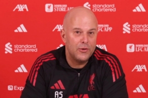 斯洛特：如今定位球重要性空前提升；我们这样的净胜球不可能夺冠