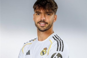 劳尔·阿森西奥迎来23岁生日，皇马官推送祝福：生日快乐！