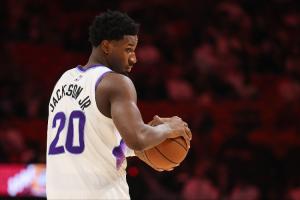 彻底开摆？Haynes：爵士球星小贾伦·杰克逊因膝伤可能赛季报销