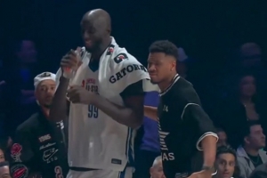 好小只扬尼斯！字母哥→法尔：你别学文班 要像奥尼尔那么打