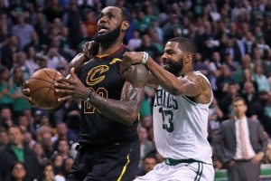 前骑士总经理：詹姆斯时代骑士在东部没有对手 现在竞争激烈很多