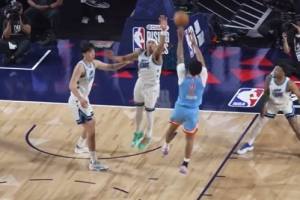 大哈珀调侃小哈珀绝杀：他都持球18秒啦 最好是能得分