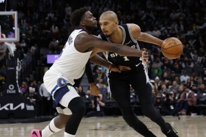 美媒晒全明星正赛MVP概率：文班28%断档第一 坎宁安布朗华子排2-4