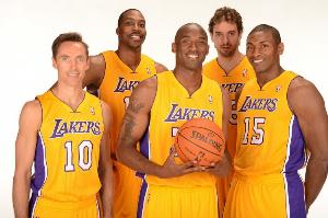 海斯成湖人队史第6位参加扣篮大赛球员 比肩科比&魔兽&香农