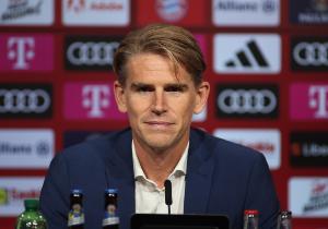 弗罗因德谈格雷茨卡接替者：正关注阿塞科，最终阵容在五六月决定