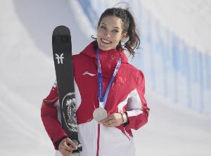 大跳台决赛与U池训练时间重合,谷爱凌吐槽:对兼项选手不公平