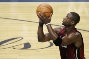 韦德：要赢系列赛则两场靠球星 一场靠教练一场靠角色球员