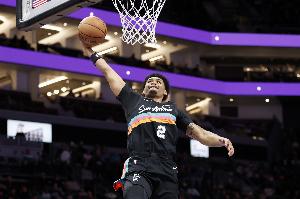 老哈珀：小哈珀在马刺有机会学到很多 他们有机会取得成功