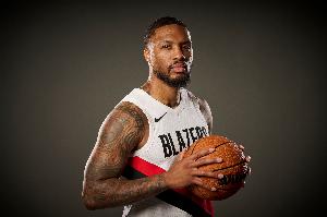 解说：要不利拉德下半赛季直接打吧！是时候和小杨1-5号位合作了